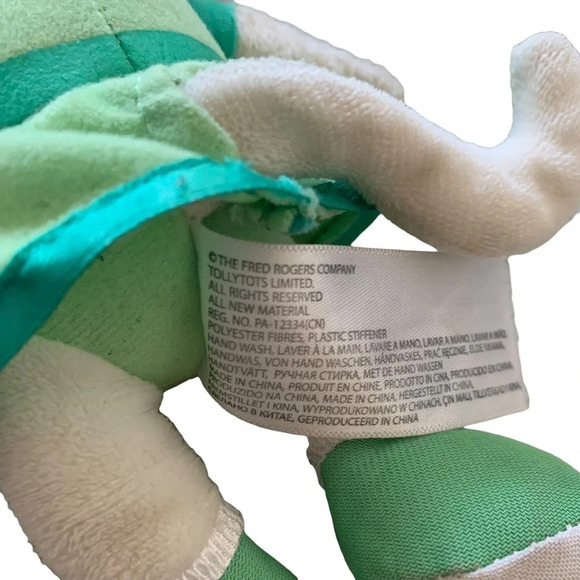 Daniel Tiger's Neighborhood Katerina Kittycat Mini Plush, 7 inches - Picture 3 of 3